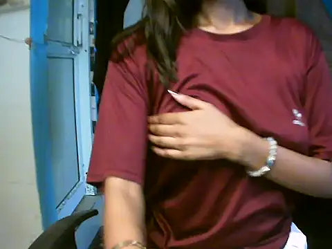 RENUKA RAJPUT online show from 10, 6, 2026