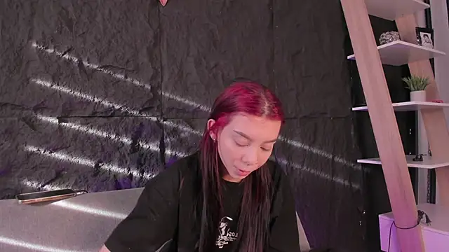 CleoWhite online show from 19, 11, 2025