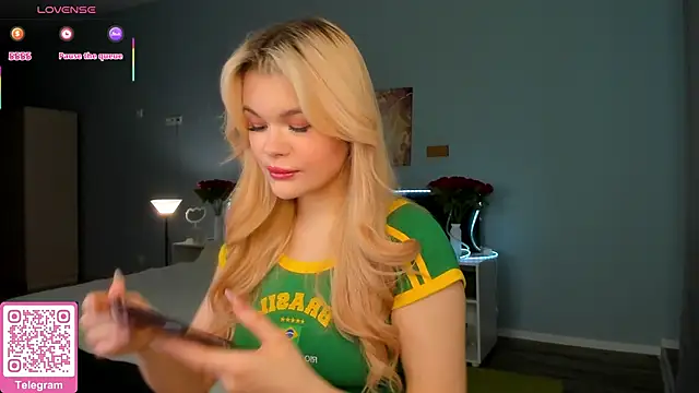 ShyEmma  online show from 13, 3, 2026