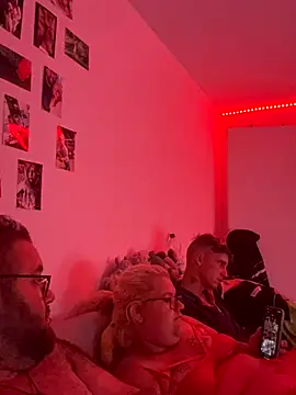 Snapshot of mrandmrsdarkside chatting on 11, 9, 2025 mrandmrsdarkside online show from 11, 9, 2025