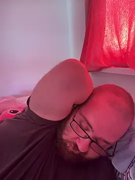 mrandmrsdarkside online show from 9, 4, 2026