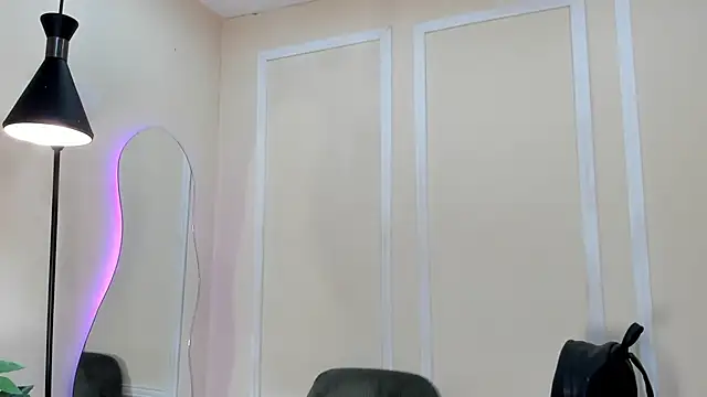 dulce fiore07 online show from 2, 12, 2025