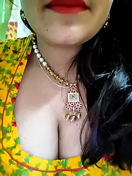 Snapshot of MISS_RIYA14 chatting on 11, 9, 2025 MISS RIYA14 online show from 11, 9, 2025
