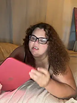Snapshot of Fatpussybigass chatting on 14, 7, 2026 Fatpussybigass online show from 14, 7, 2026