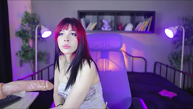 Snapshot of Sabrina_bloom chatting on 28, 9, 2025 Sabrina bloom online show from 28, 9, 2025