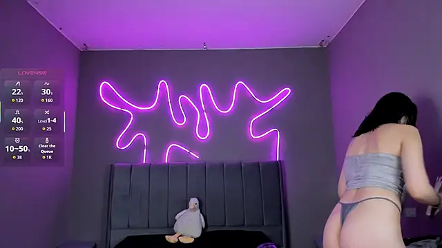 Snapshot of Sabrina_bloom chatting on 15, 10, 2025 Sabrina bloom online show from 15, 10, 2025