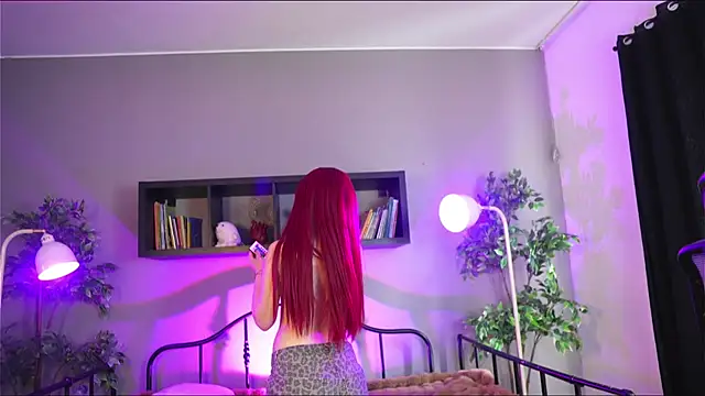 Snapshot of Sabrina_bloom chatting on 22, 10, 2025 Sabrina bloom online show from 22, 10, 2025