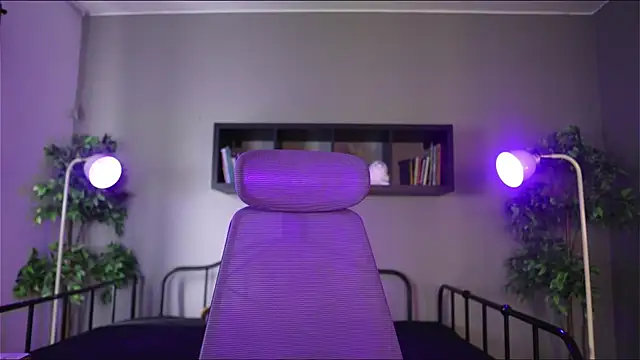 Snapshot of Sabrina_bloom chatting on 1, 12, 2025 Sabrina bloom online show from 1, 12, 2025