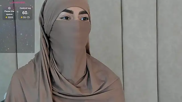  Zahiira  online show from 12, 11, 2025