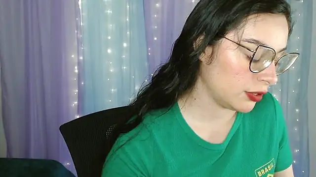 Snapshot of Camila_Ord chatting on 13, 10, 2025 Camila Ord online show from 13, 10, 2025