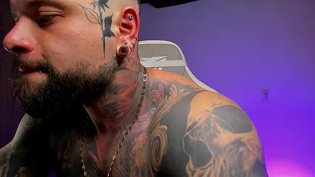 Snapshot of natevillage chatting on 9, 9, 2025 natevillage online show from 9, 9, 2025