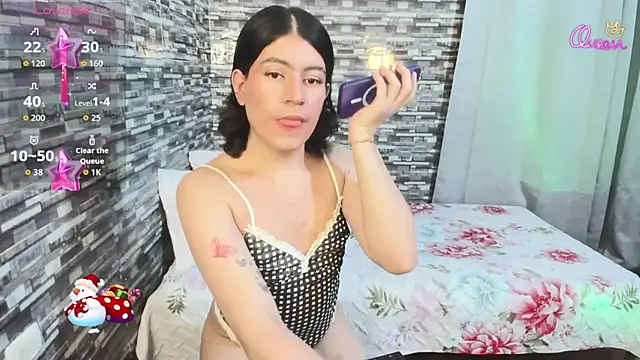 xxxEmmaxx online show from 17, 12, 2025