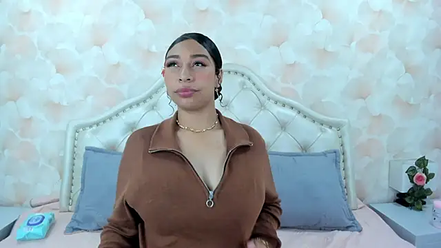 SofiaWhites online show from 12, 5, 2026