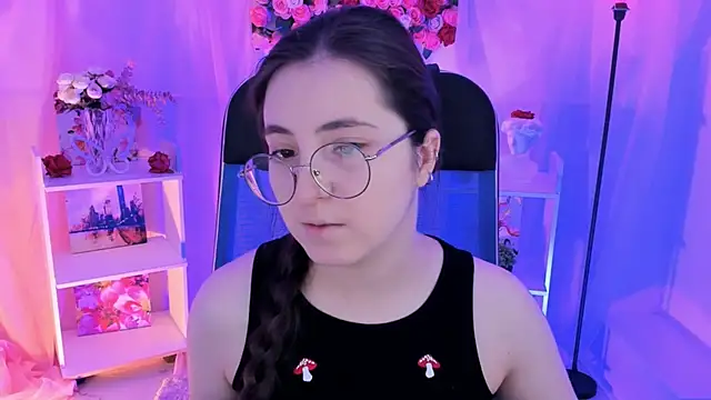 VirtuallVoyant online show from 17, 10, 2025