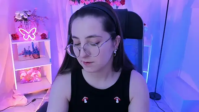 VirtuallVoyant online show from 21, 10, 2025