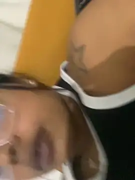 Snapshot of cariocasafada chatting on 1, 11, 2025 cariocasafada online show from 1, 11, 2025