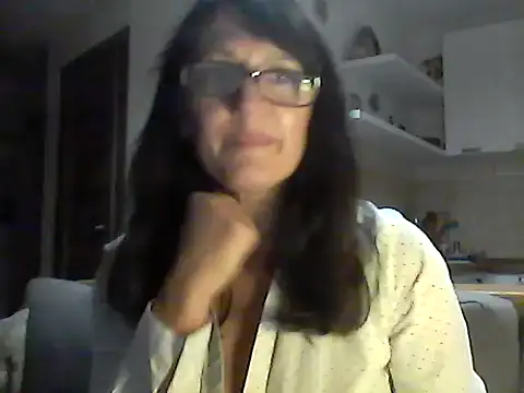 Snapshot of Elena48324 chatting on 6, 10, 2025 Elena48324 online show from 6, 10, 2025