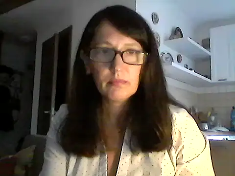 Snapshot of Elena48324 chatting on 12, 10, 2025 Elena48324 online show from 12, 10, 2025