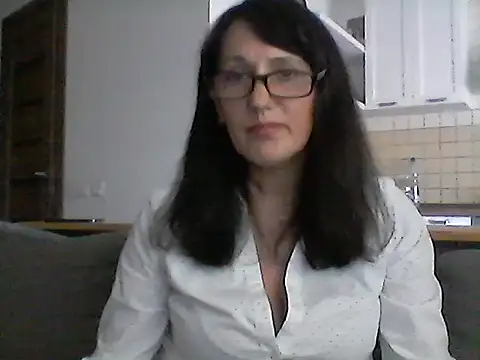 Snapshot of Elena48324 chatting on 17, 10, 2025 Elena48324 online show from 17, 10, 2025