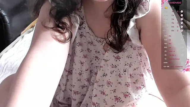 Snapshot of alice_allens chatting on 28, 4, 2026 alice allens online show from 28, 4, 2026