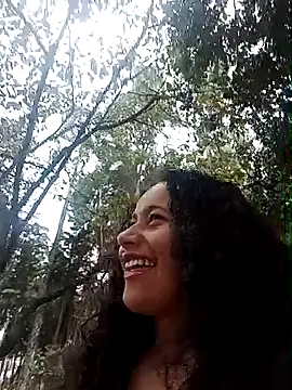 Yaya watson online show from 10, 9, 2025