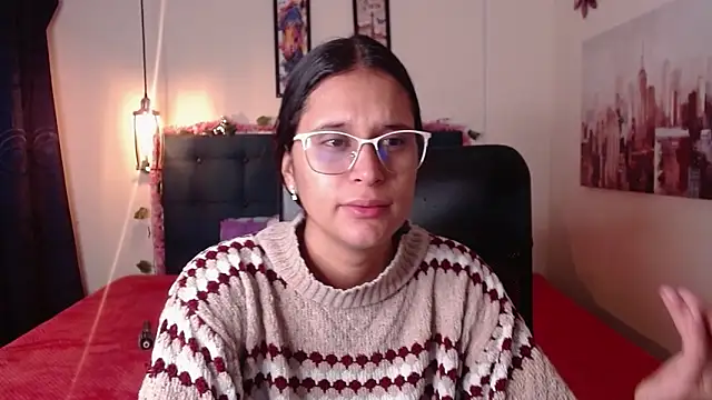 Snapshot of valentini_villa chatting on 15, 9, 2025 valentini villa online show from 15, 9, 2025