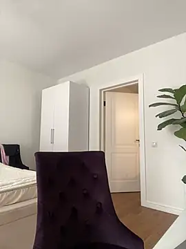 AmandaStoun online show from 14, 4, 2026