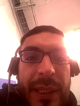 malek xarx  online show from 6, 1, 2026