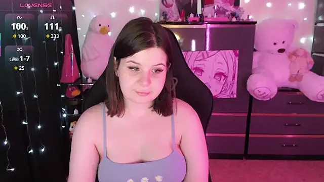 AmyVibess online show from 10, 11, 2025