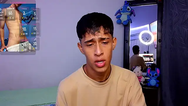 Snapshot of Danny_cute_05 chatting on 11, 10, 2025 Danny cute 05 online show from 11, 10, 2025