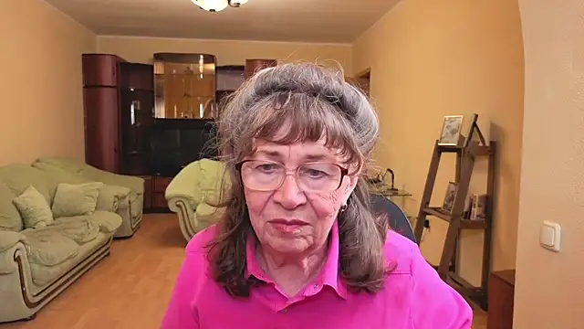 Betty Brick online show from 15, 5, 2026