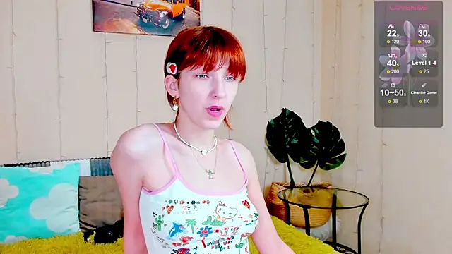 Snapshot of flatter-shy chatting on 9, 11, 2025 flatter-shy online show from 9, 11, 2025