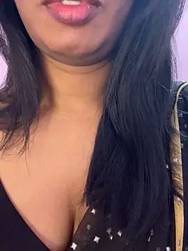Snapshot of tamil_Aarathi chatting on 7, 6, 2026 tamil Aarathi online show from 7, 6, 2026