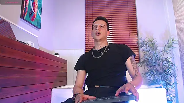 Dustin Sonne online show from 17, 11, 2025