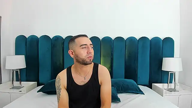 Snapshot of Lushian_ chatting on 16, 6, 2026 Lushian online show from 16, 6, 2026