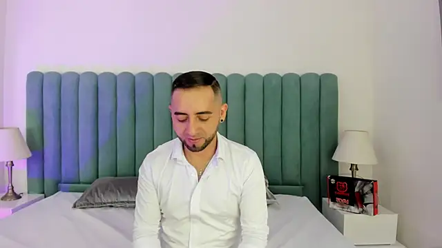 Snapshot of Lushian_ chatting on 11, 7, 2026 Lushian online show from 11, 7, 2026