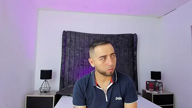 Snapshot of Lushian_ chatting on 14, 7, 2026 Lushian online show from 14, 7, 2026