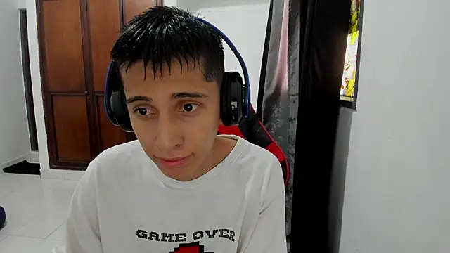 gomitaboy 1 online show from 19, 10, 2025