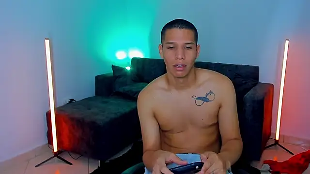 Latin Boyss  online show from 10, 10, 2025