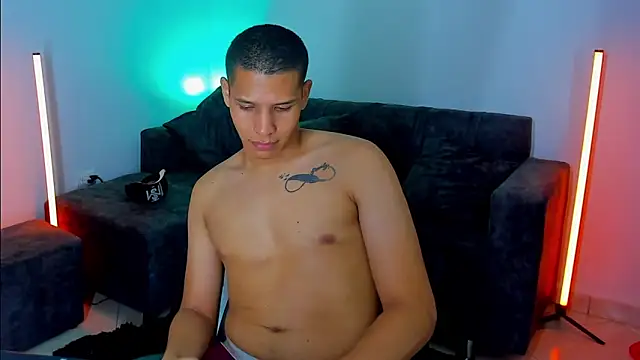 Latin Boyss  online show from 11, 10, 2025
