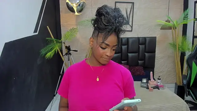 Snapshot of alana_bonny chatting on 3, 6, 2026 alana bonny online show from 3, 6, 2026