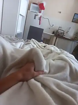 Snapshot of Ruivinh0 chatting on 28, 9, 2025 Ruivinh0 online show from 28, 9, 2025