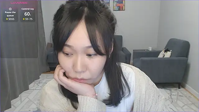 Snapshot of chew_me chatting on 20, 9, 2025 chew me online show from 20, 9, 2025