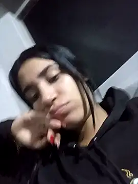 Samantha hotly online show from 17, 11, 2025