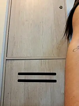 Samantha hotly online show from 10, 1, 2026