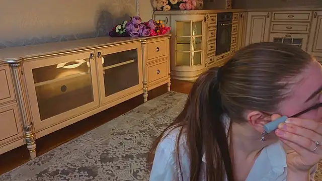 EadlinGillim online show from 25, 10, 2025