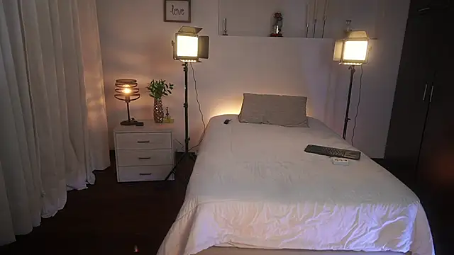 ximena cortez 03 online show from 13, 2, 2026