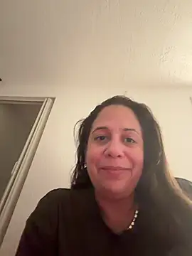 PrettyKittyMia online show from 16, 4, 2026