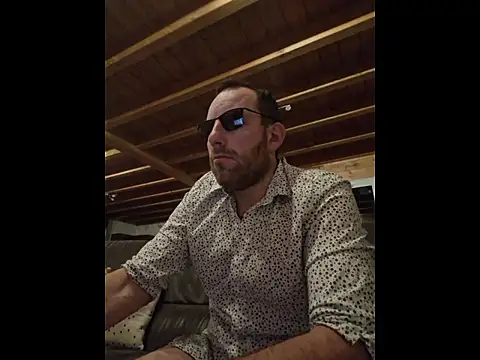 Snapshot of BrunJulienMetis chatting on 9, 1, 2026 BrunJulienMetis online show from 9, 1, 2026