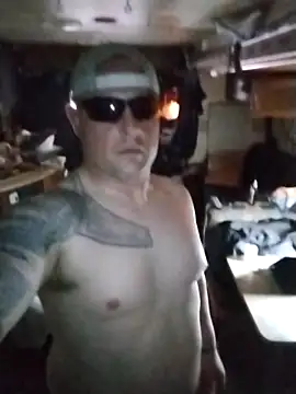 JoeyUhOh online show from 26, 11, 2025